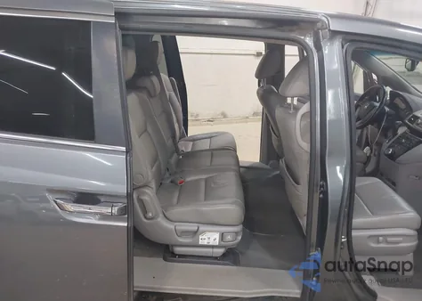 2013 Honda Odyssey Ex-L z USA, uszkodzony, nr VIN 5FNRL5H65DB017775